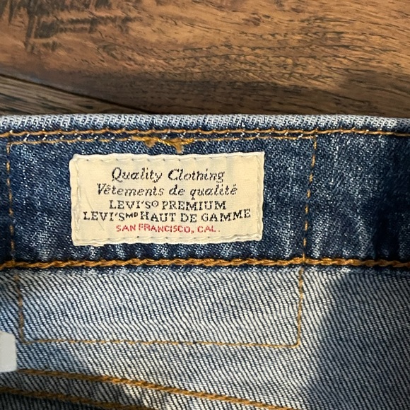 Levi’s Jeans - Picture 2 of 4